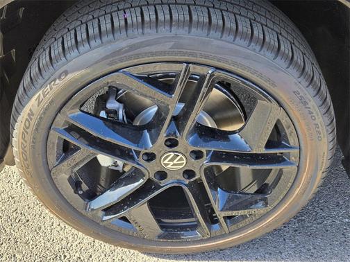 2025 Volkswagen Tiguan 2.0T SE R-Line Black 4MOTION