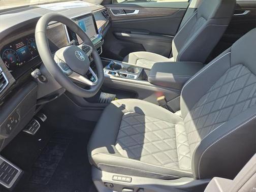2025 Volkswagen Atlas 2.0T SEL Premium R-Line 4MOTION