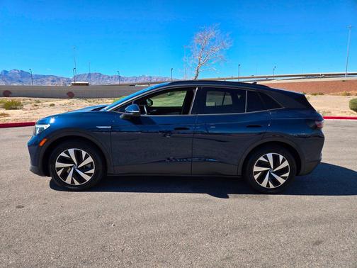 Blue Metallic 2023 Volkswagen ID.4 Pro
