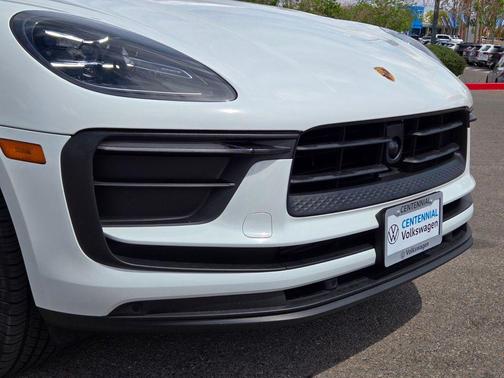 2024 Porsche Macan Macan