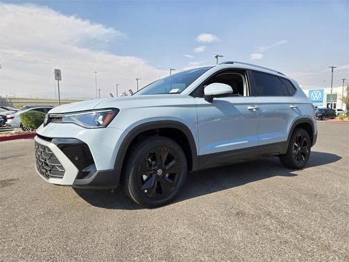 2025 Volkswagen Taos 1.5T SE