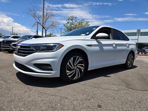 Pure White 2021 Volkswagen Jetta 1.4T SEL Premium
