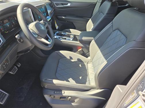 2025 Volkswagen Atlas Cross Sport 2.0T SEL Premium