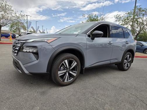2024 Nissan Rogue SL