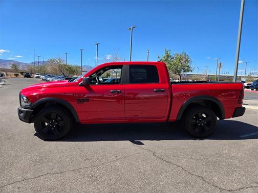 2024 RAM 1500 Classic Warlock Crew Cab 4x2 5'7' Box