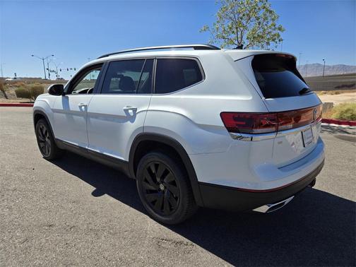 2026 Volkswagen Atlas 2.0T SE w/Technology 4MOTION