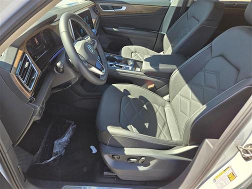 2026 Volkswagen Atlas 2.0T SE w/Technology 4MOTION