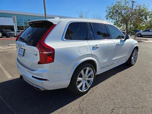 2018 Volvo XC90 T6 Inscription