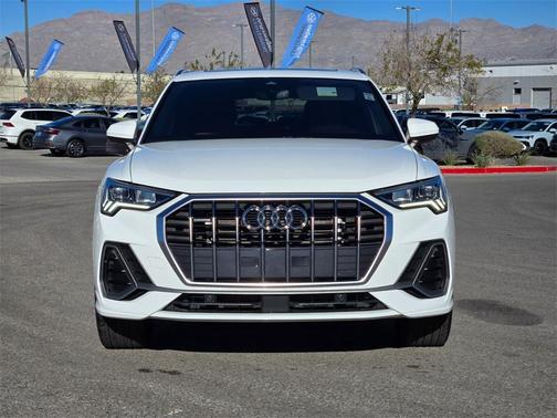2023 Audi Q3 Premium 45 TFSI S line quattro Tiptronic