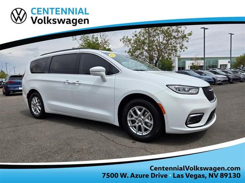 2022 Chrysler Pacifica Touring L