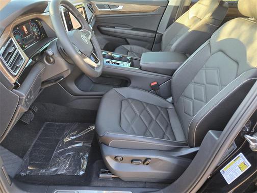 2026 Volkswagen Atlas 2.0T SE w/Technology 4MOTION