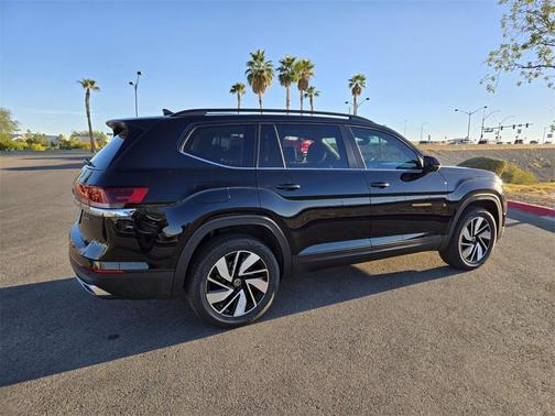 2026 Volkswagen Atlas 2.0T SE w/Technology 4MOTION