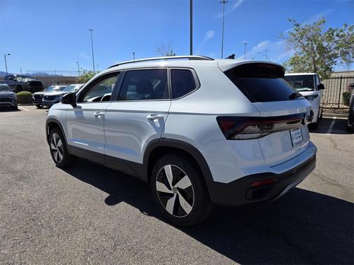 2025 Volkswagen Taos 1.5T S