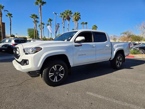 2018 Toyota Tacoma TRD Sport