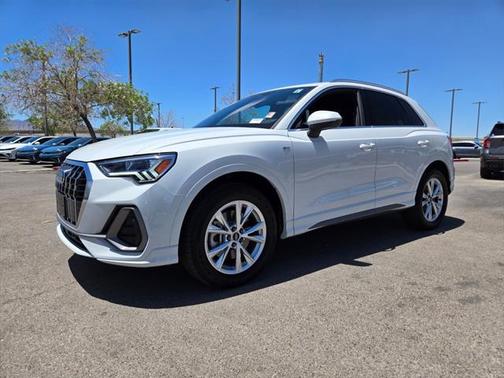 2024 Audi Q3 Premium 45 TFSI S line quattro Tiptronic