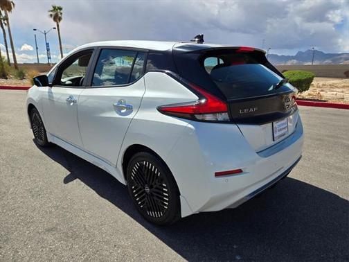 2024 Nissan Leaf SV PLUS
