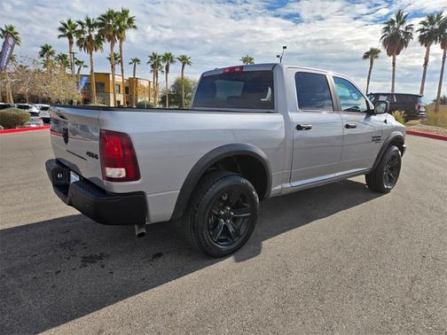 2024 RAM 1500 Classic Warlock Crew Cab 4x4 5'7' Box