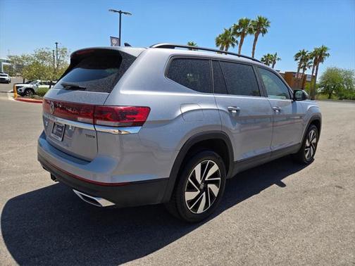 2024 Volkswagen Atlas 2.0T SE w/Technology 4MOTION