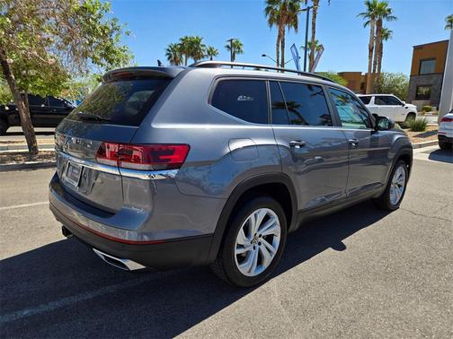2022 Volkswagen Atlas 3.6L SE w/Technology
