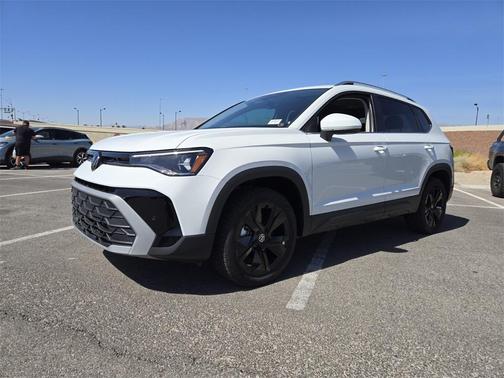 2025 Volkswagen Taos 1.5T SE