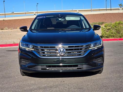 2022 Volkswagen Passat 2.0T Limited Edition