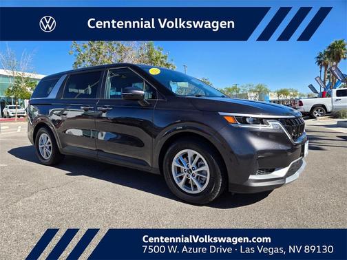 2024 Kia Carnival LX