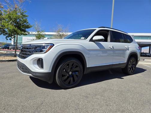 2026 Volkswagen Atlas 2.0T SE w/Technology 4MOTION