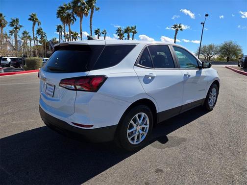 2022 Chevrolet Equinox LS