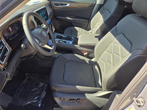 2026 Volkswagen Atlas 2.0T SE w/Technology 4MOTION