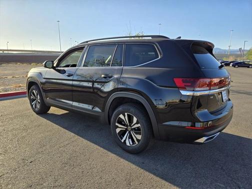 2025 Volkswagen Atlas 2.0T SE