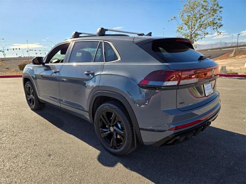 2026 Volkswagen Atlas Cross Sport 2.0T SEL