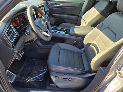 2026 Volkswagen Atlas Cross Sport 2.0T SEL