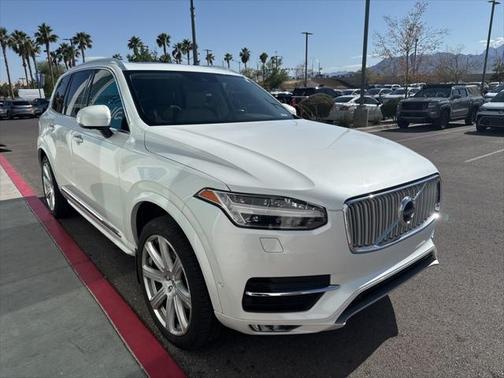 2018 Volvo XC90 T6 Inscription