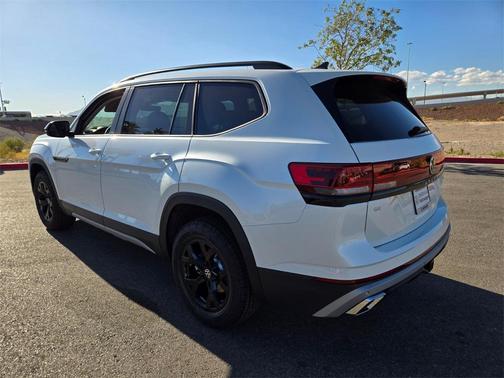 2026 Volkswagen Atlas 2.0T Peak Edition