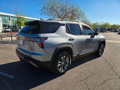 Sterling Gray Metallic 2025 Chevrolet Equinox 1LT