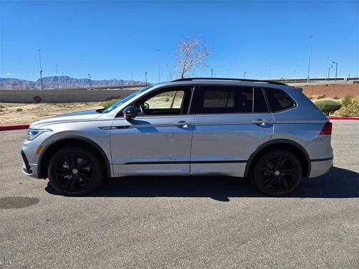 2024 Volkswagen Tiguan 2.0T SE R-Line Black 4MOTION