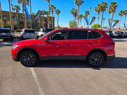 2023 Volkswagen Tiguan 2.0T SE