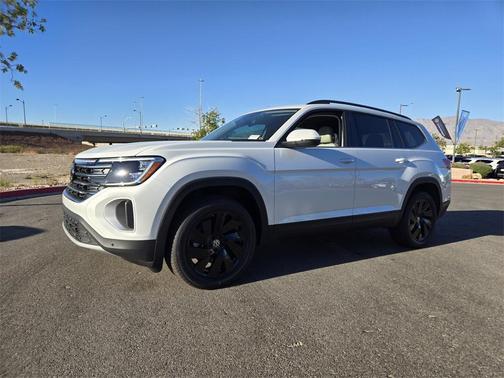 2026 Volkswagen Atlas 2.0T SE w/Technology 4MOTION