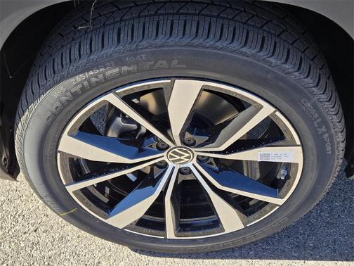 2026 Volkswagen Atlas 2.0T SEL Premium R-Line 4MOTION