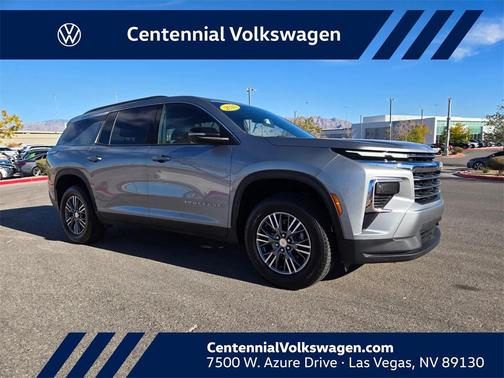 2024 Chevrolet Traverse LT