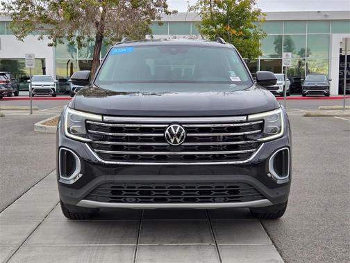 2024 Volkswagen Atlas 2.0T SE w/Technology 4MOTION