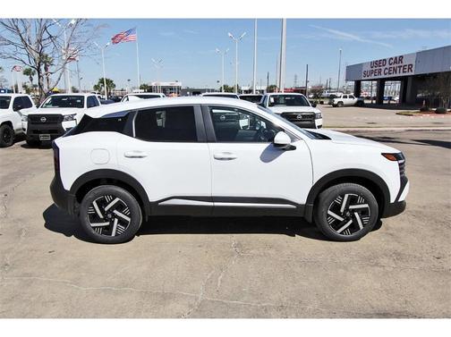 2025 Nissan Kicks SV