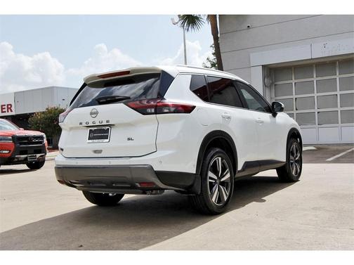 2024 Nissan Rogue SL