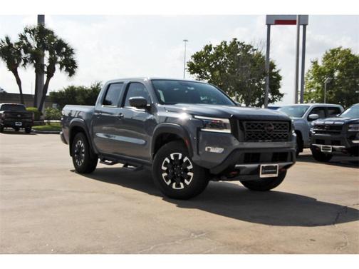 2024 Nissan Frontier PRO-4X
