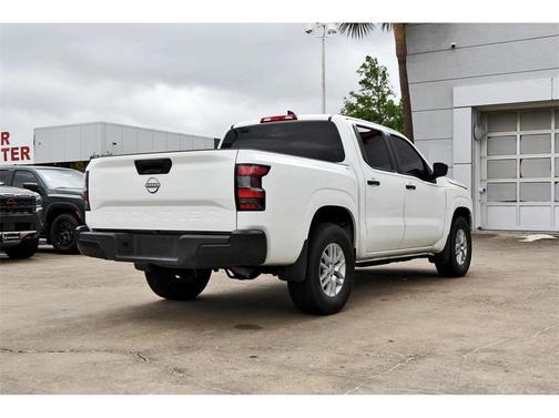 2023 Nissan Frontier S