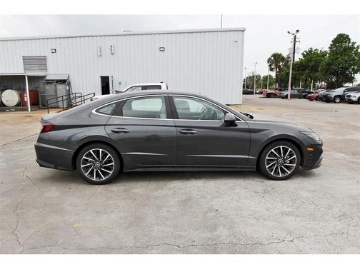 2023 Hyundai SONATA Limited
