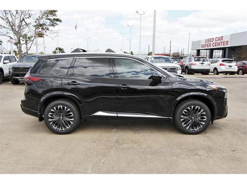 2025 Nissan Rogue Platinum