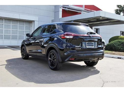 2023 Nissan Kicks S