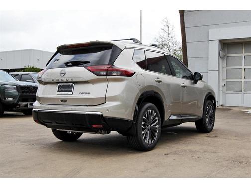 2025 Nissan Rogue Platinum