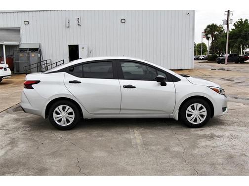 2025 Nissan Versa S